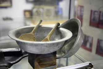 Миски заключенных